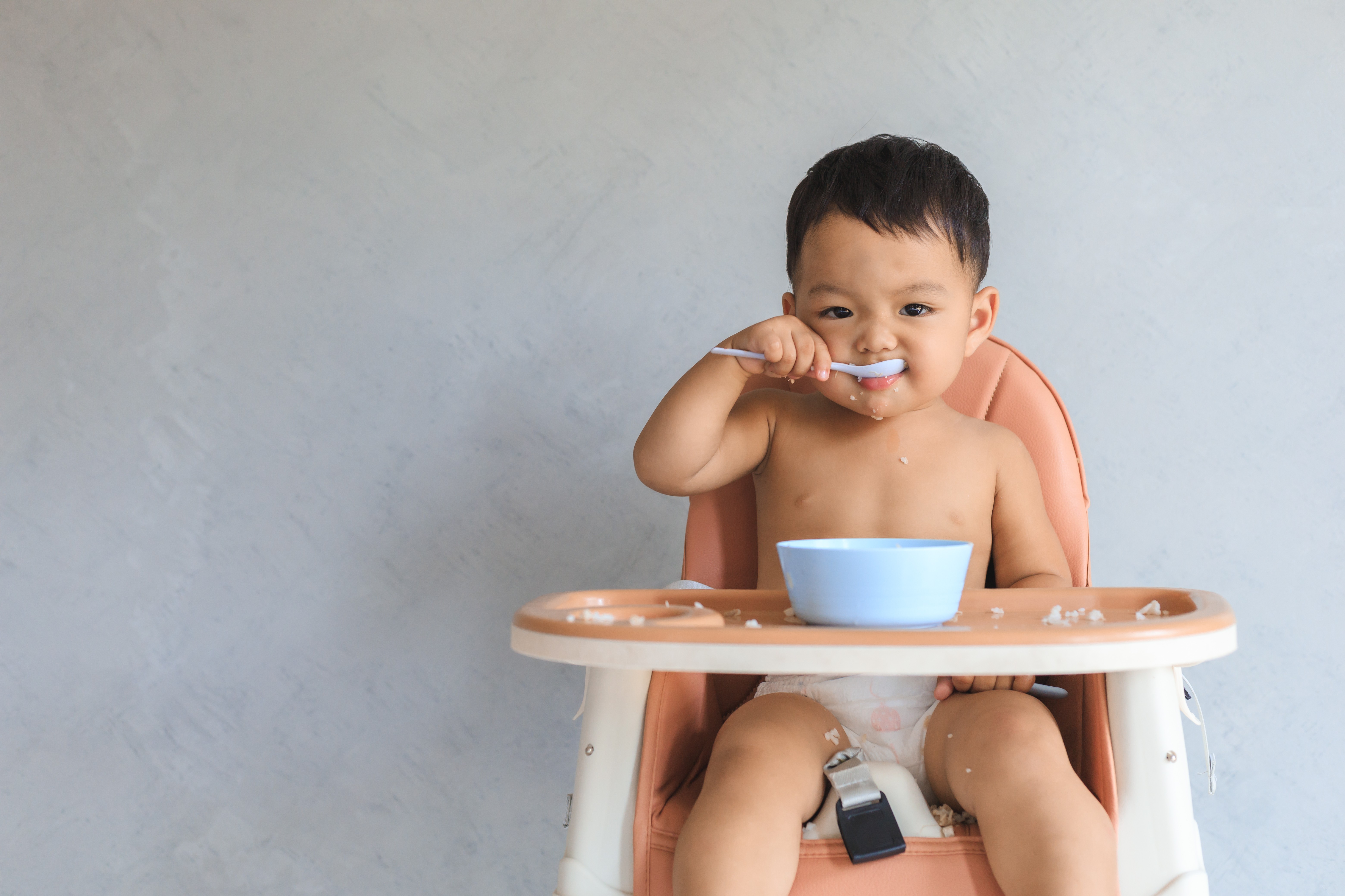 baby led weaning, metode blw mpasi, manfaat blw, mpasi blw bayi, cara mpasi blw, makanan blw pertama, mpasi tanpa disuapi, blw aman untuk bayi, Bunda, si Kecil